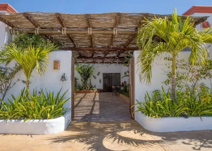 Beautiful House Right On The Sea Of Cortez Сasa de vacaciones La Palmilla